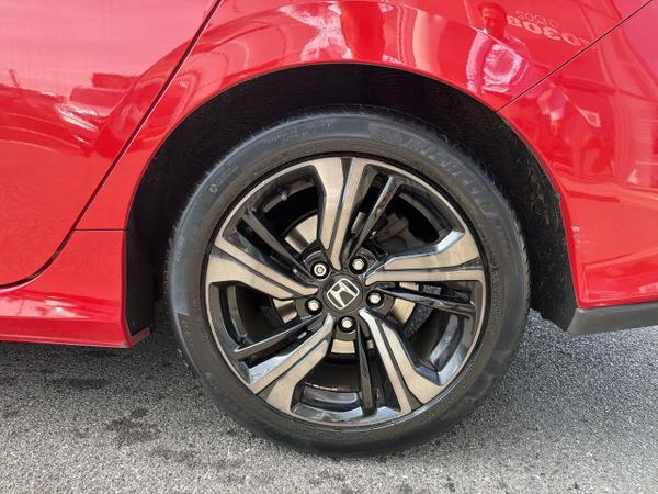 Honda Civic Photo 9