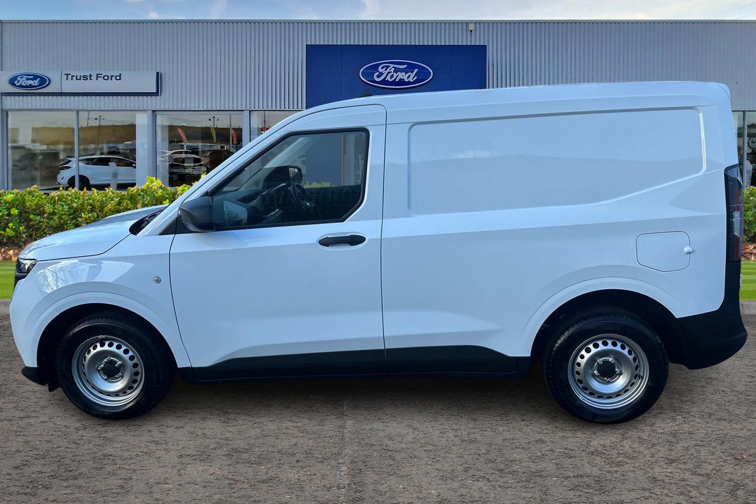 Ford TRANSIT COURIER Photo 4