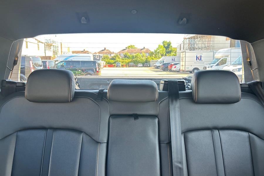 Ford RANGER Photo 32a890b9-a3b9-43c0-9d78-2ec0185ef86f.jpg