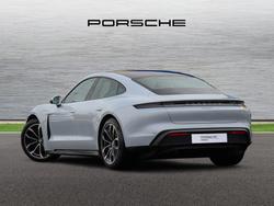 PORSCHE Taycan Photo 2