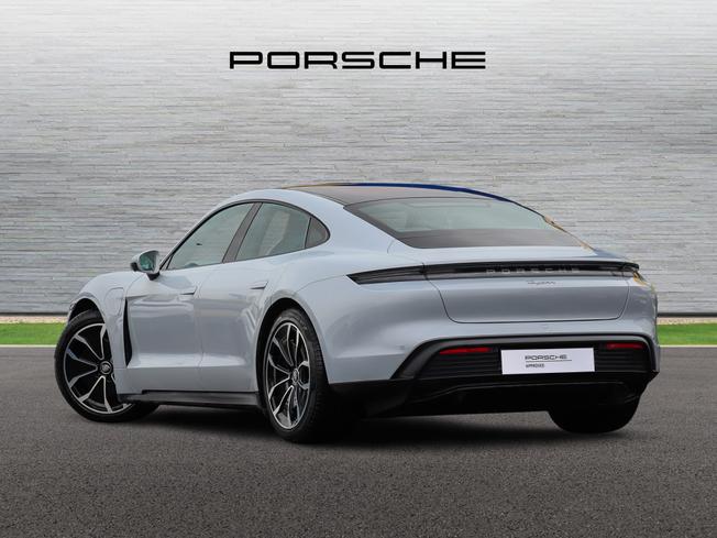 PORSCHE Taycan Photo 2