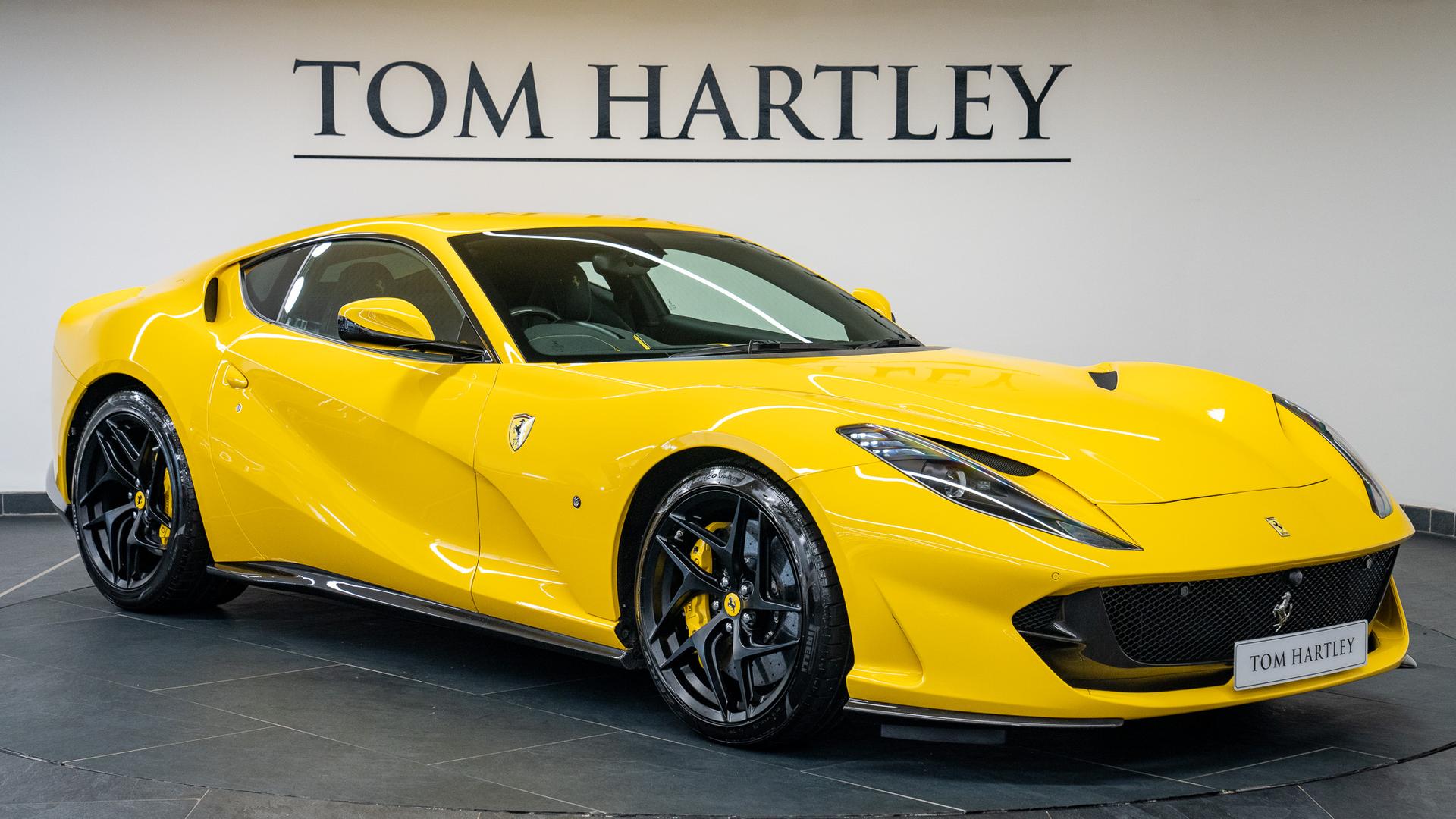 Ferrari 812 Photo 32bae0a2-d83f-4760-8d01-9378c3e26ccf.jpg
