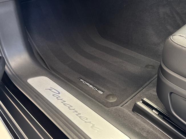 PORSCHE Panamera Photo 66