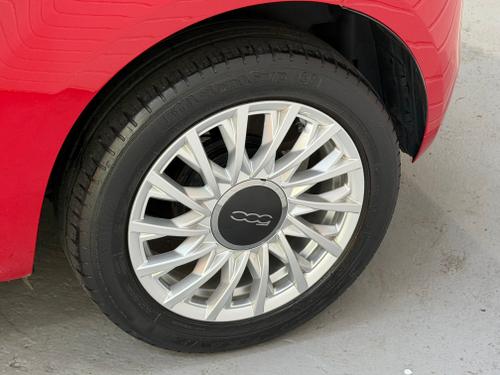Fiat 500 Photo 32cb3497-caa0-4106-ac14-e737a7f53ee9.jpeg