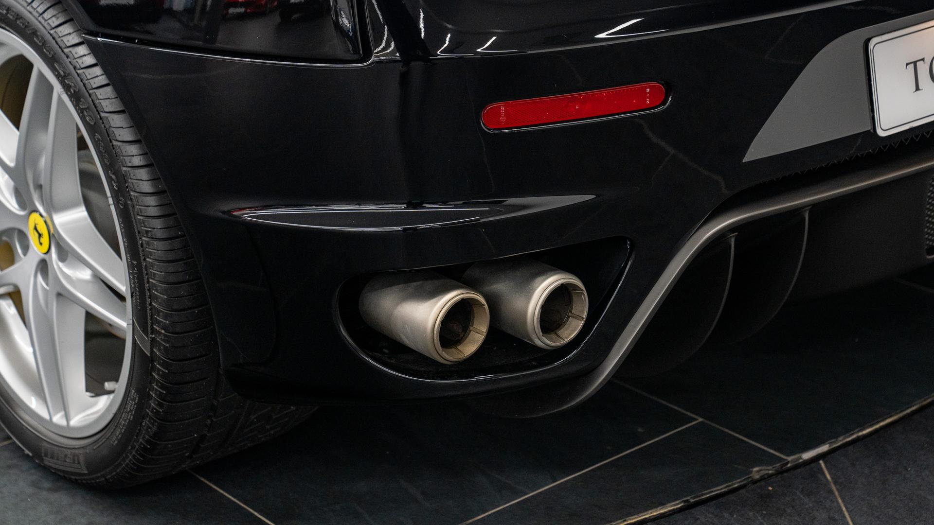 Ferrari F430 Photo 32cfdc97-c827-4140-bda7-9f1001f88b44.jpg