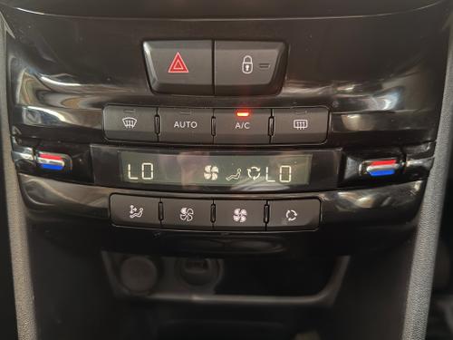 Peugeot 2008 Photo 32df1a94-02ac-4cb1-a71e-1066943254c2.jpeg