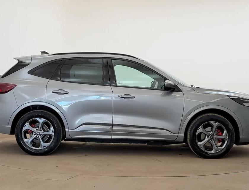 Ford Kuga Photo 32efd455-b573-4142-a888-ed5ba64c0cc5.jpg