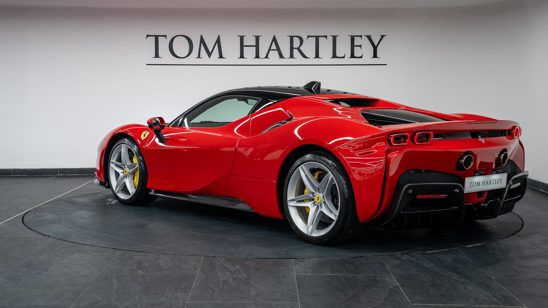 Ferrari SF90 Photo 32f6c894-0f8d-41b6-947f-101038f3e459.jpg