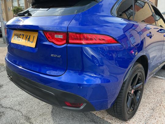 Jaguar F-PACE Photo 8