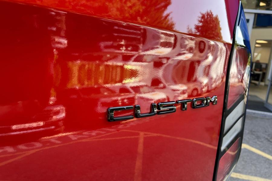 Ford TRANSIT CUSTOM Photo 33053941-adf5-4ab4-8e3f-88f68f91aa9a.jpg