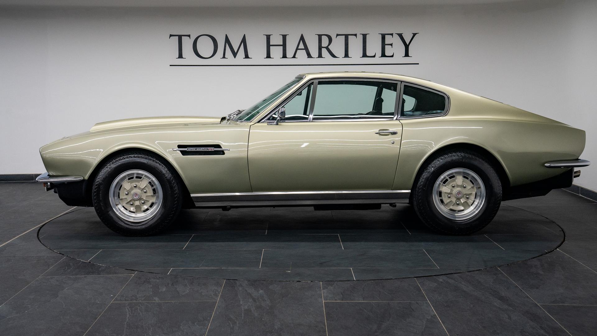 Aston Martin V8 Photo 3317690f-3e18-458b-999e-f3eb2077c011.jpg