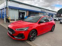 Ford Focus Photo 0
