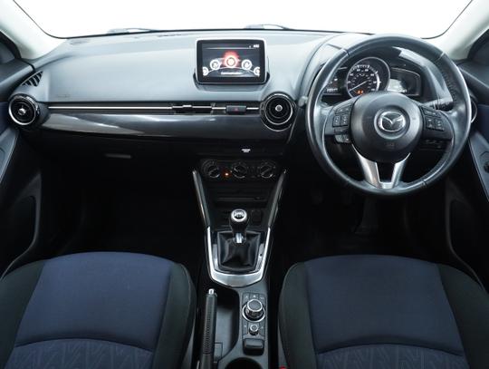 Mazda 2 Photo 331fa285-0545-4422-9d50-463995f60705.jpg