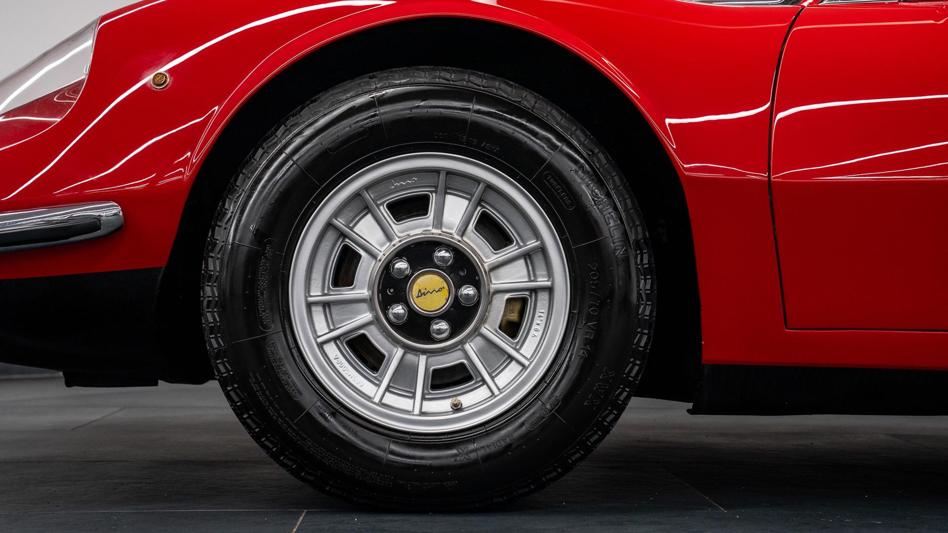 Ferrari 246 Dino Photo 333e5624-560c-408e-b6e1-c7819996c827.jpg