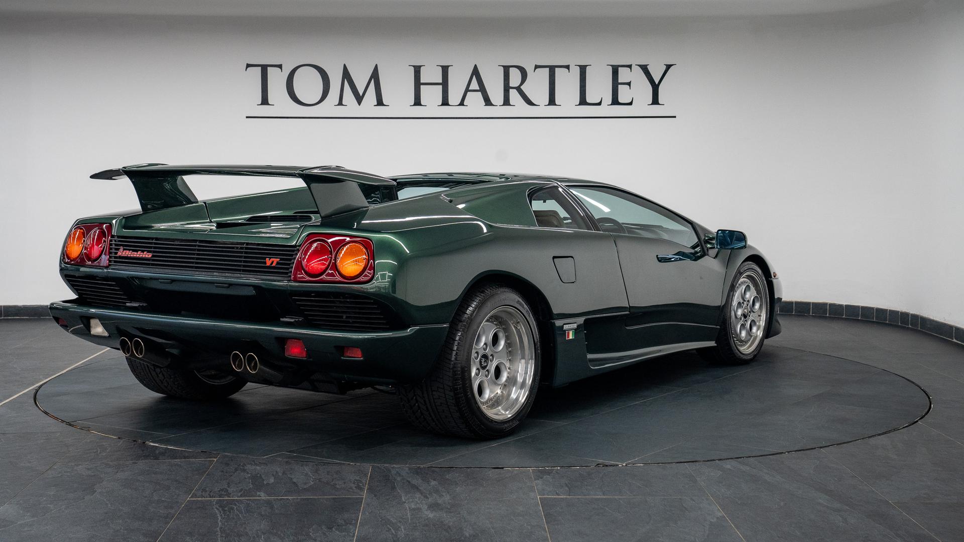 LAMBORGHINI Diablo Photo 33413404-fd2d-421a-875e-8c486c2b1c9d.jpg