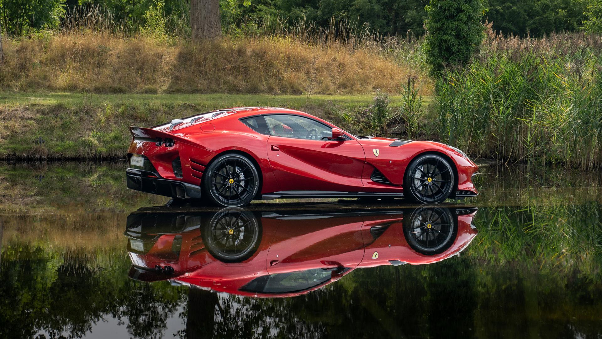 Ferrari 812 Photo 33565f55-587e-4ac8-b0a9-6b119df40c48.jpg