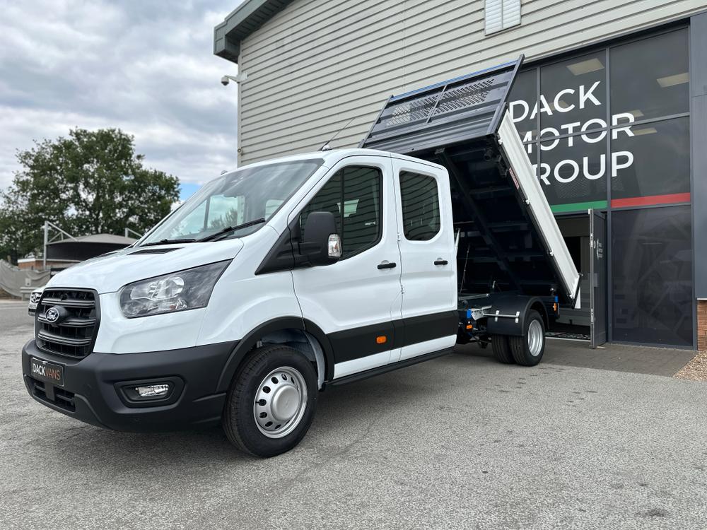 Ford Transit Photo 335afd93-b66a-4dd7-8e18-60a67970ef32.jpg