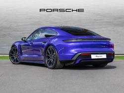 PORSCHE Taycan Photo 2