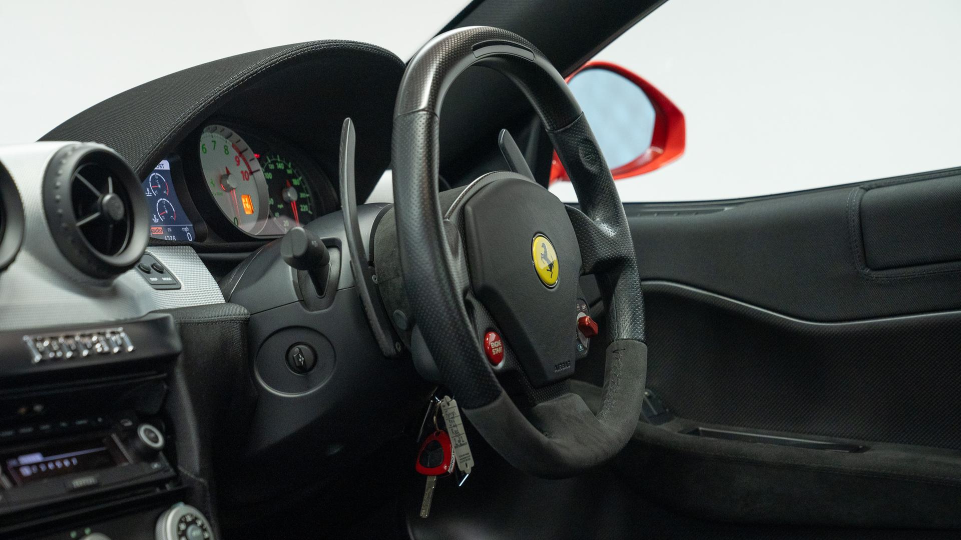 Ferrari 599 GTB Photo 33763e6a-a34e-4f74-8de9-66fc5f653634.jpg