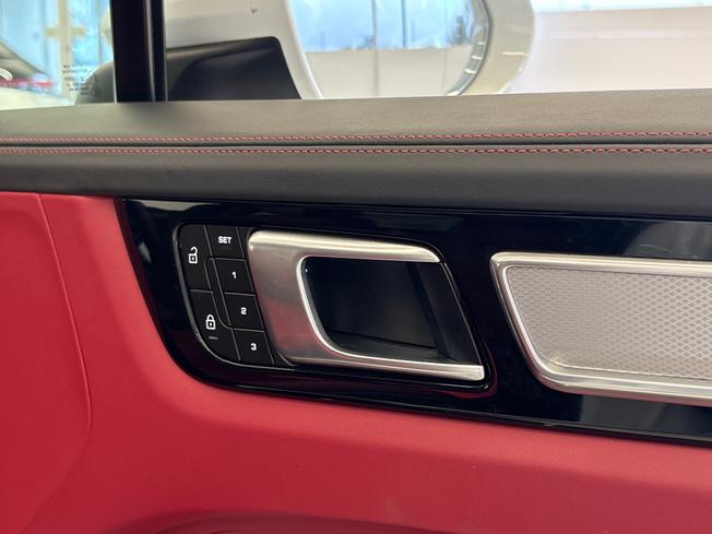 PORSCHE Cayenne Photo 35