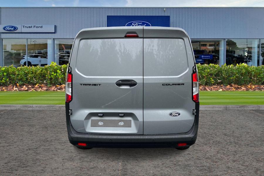 Ford TRANSIT COURIER Photo 3392def3-2264-43db-9322-99f8938976f3.jpg