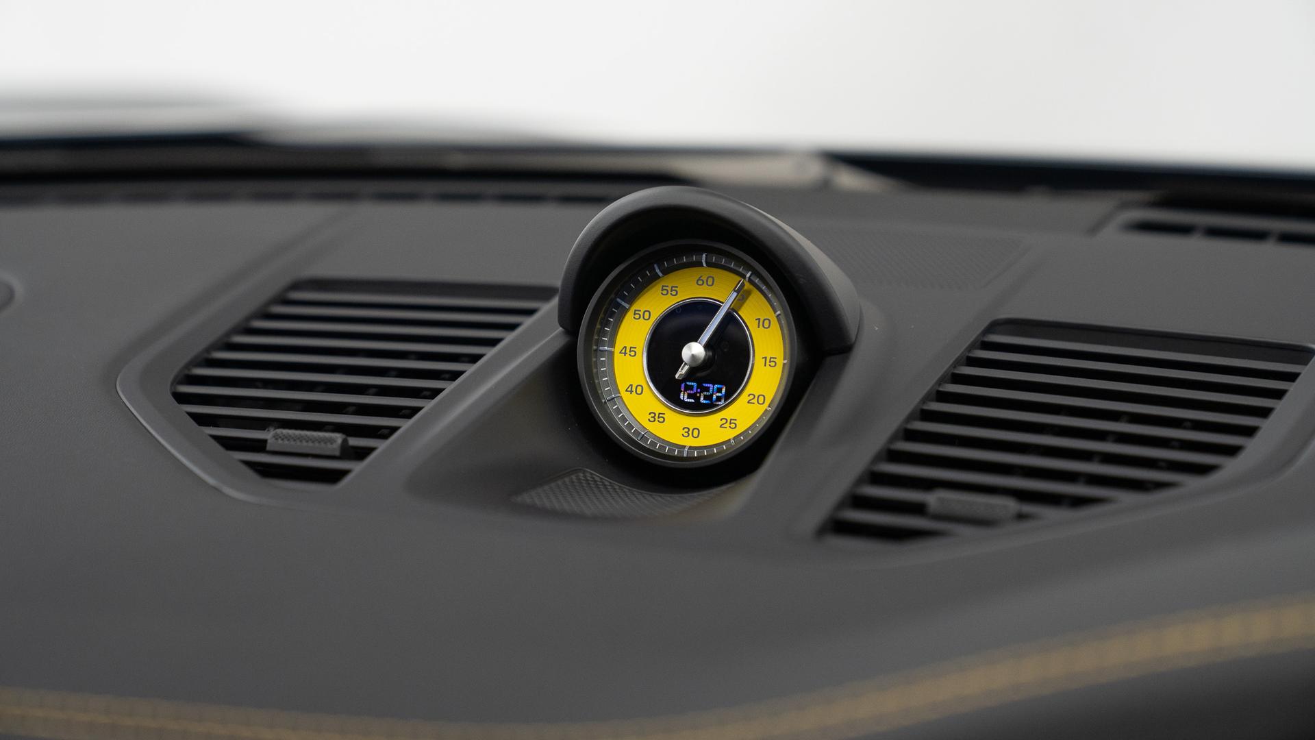 Porsche 911 Photo 3399ce96-0500-490a-beff-7baa5ec0cdf8.jpg