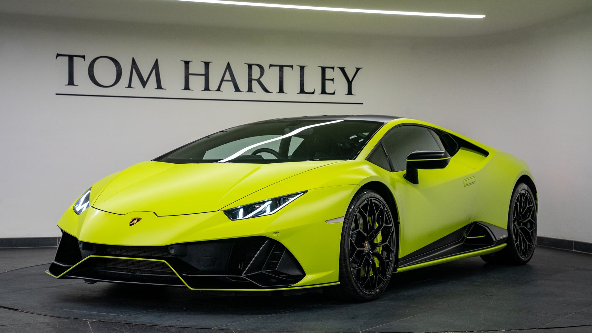 LAMBORGHINI Huracan Photo 33a5332e-c797-4034-968c-b70cd6645fad.jpg