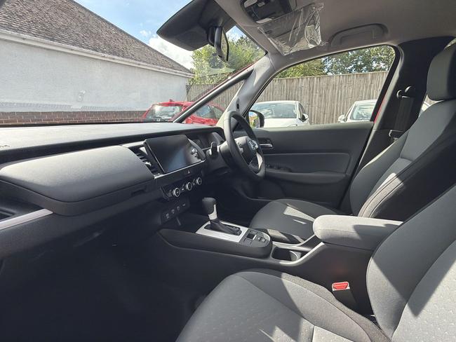 Honda Jazz Photo 33b0fa8d-b657-4c50-a6fe-7f539a195ea8.jpg