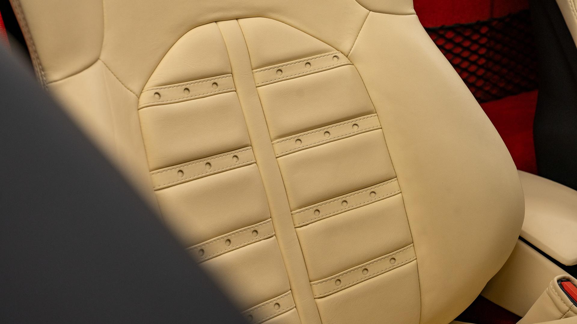 Ferrari 488 Photo 33bd70d5-ae4d-411a-988d-02df5f50aa28.jpg