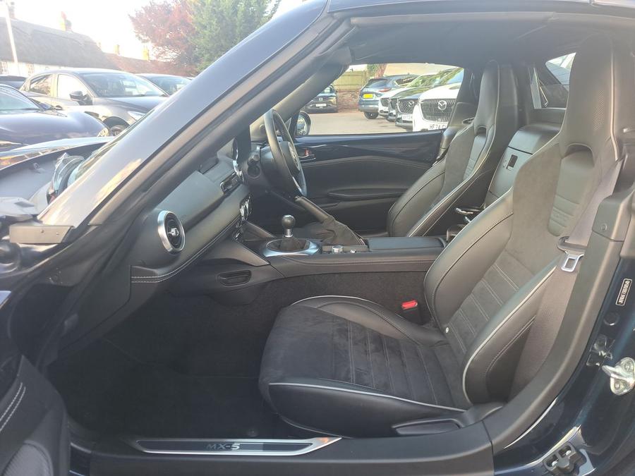 Mazda MX-5 RF Photo 33c21053-0609-464f-a0ab-6309523f6c3f.jpg