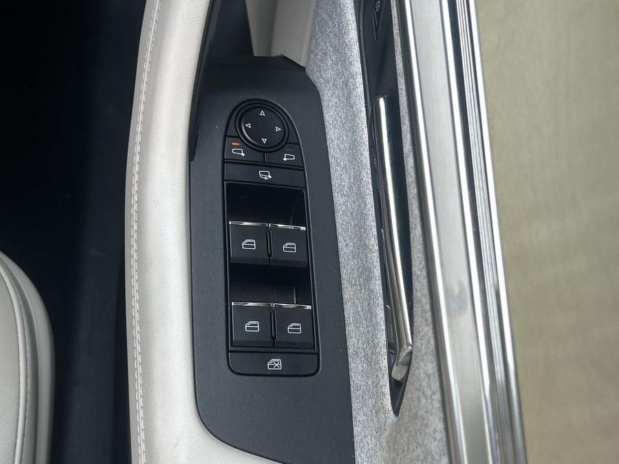 Mazda CX-60 Photo 33c6f6dc-ea36-4529-b4b1-3283f2e4b55c.jpg