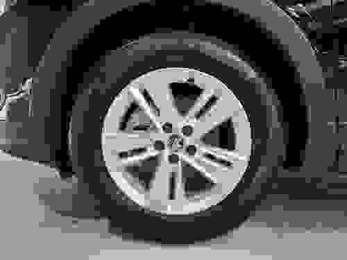 Vauxhall GRANDLAND Photo 33ccdb3f-0dba-4bb7-b136-ee805d480102.jpg