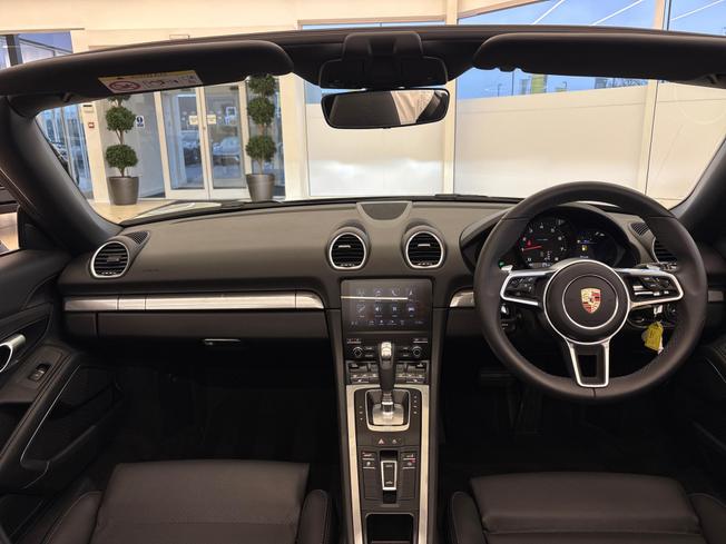 PORSCHE 718 Boxster Photo 34
