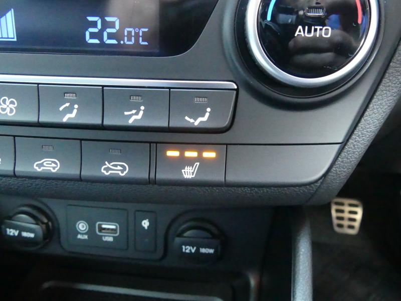 Hyundai TUCSON Photo 33ddc89e-308b-4ade-b2b7-e920b400cf31.jpg