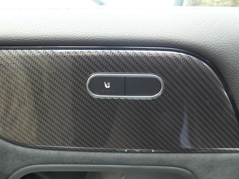 Mercedes-Benz GLA Photo 33e6f833-446e-4b56-8747-9b5871438039.jpg