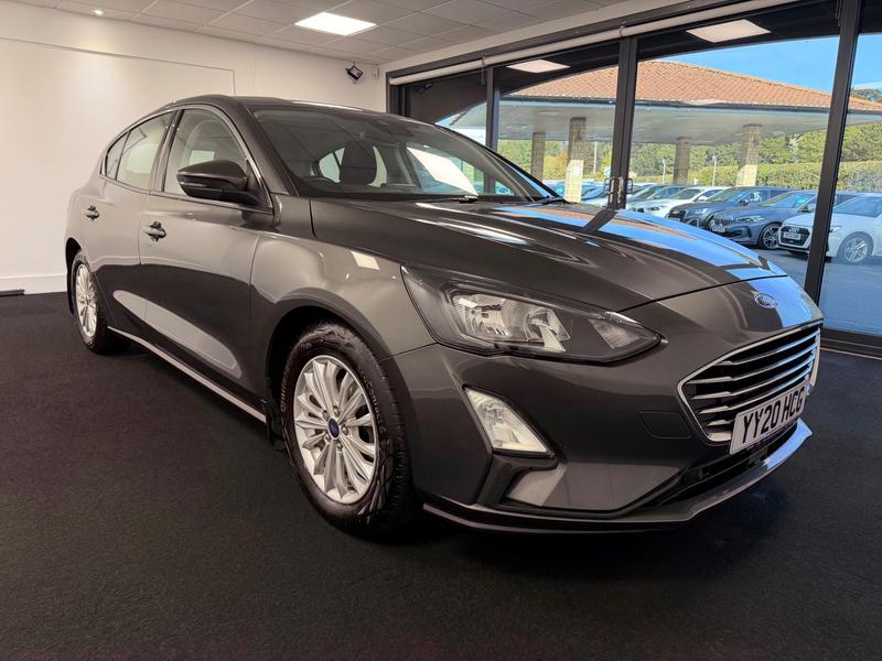 Ford Focus Photo 33edac6d-49bb-45b8-93b7-870bbf0ee855.jpg