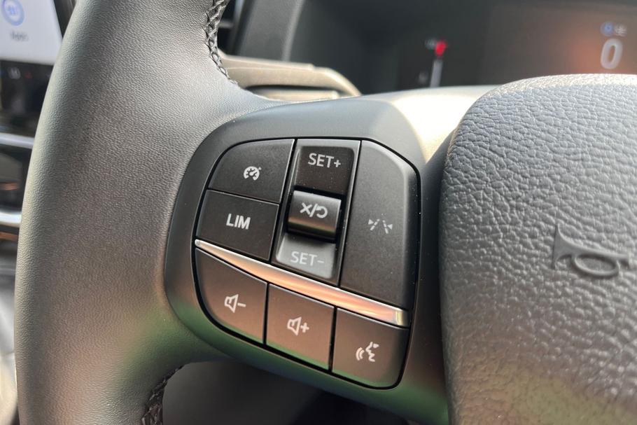 Used Ford TRANSIT TRANISTTRENDL2 18