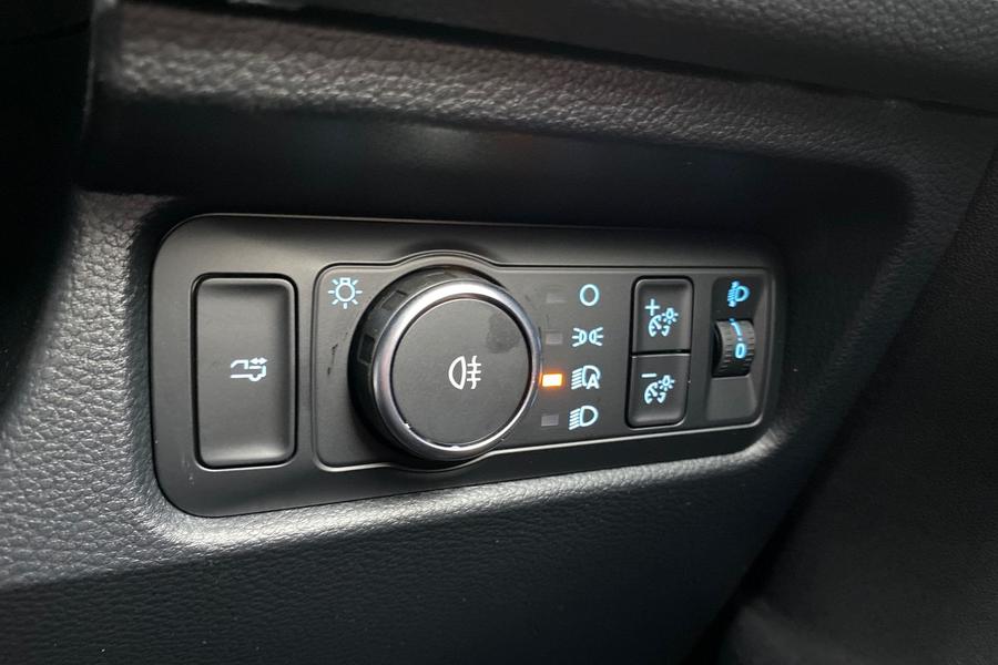 Ford RANGER Photo 34049a4d-01a7-40a9-95dc-2abf26a47c4b.jpg