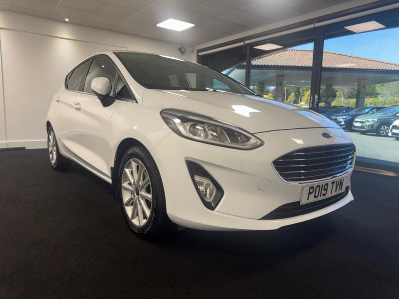 Ford Fiesta Photo 340a57bc-8e33-4103-bb7f-ad46e2dca0be.jpg
