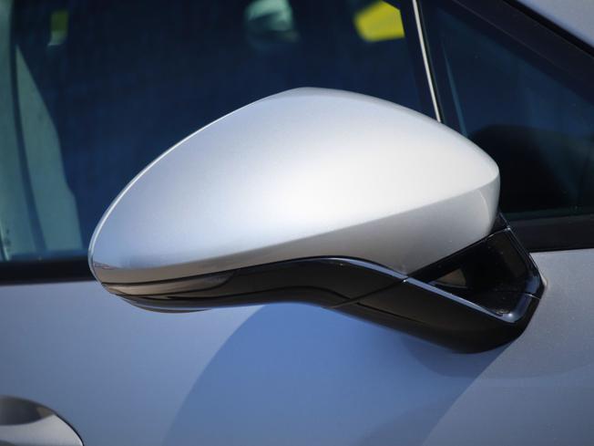PORSCHE Panamera Photo 8