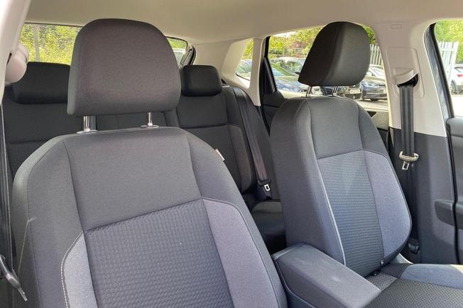 VOLKSWAGEN Polo Photo 14