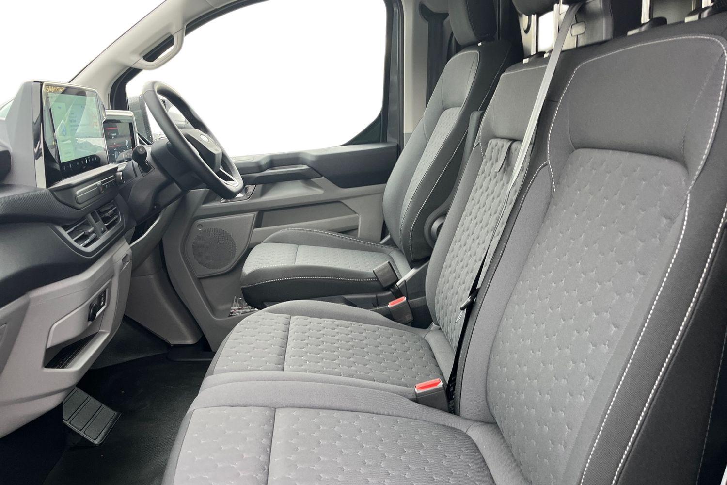 Ford TRANSIT CUSTOM Photo 9