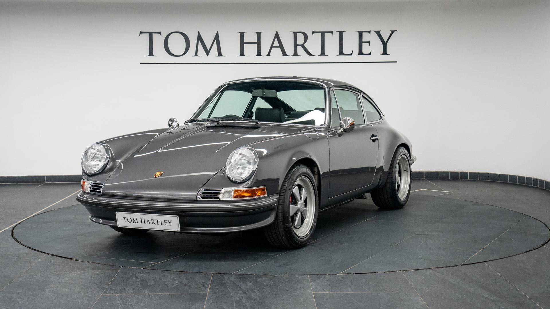 Porsche 911 Photo 34458703-a036-486d-8c40-6f428382dd9c.jpg