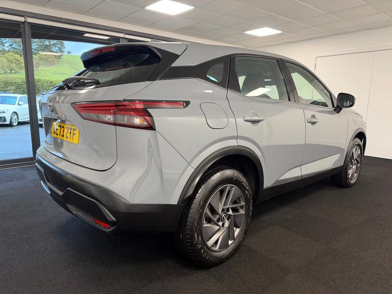 Nissan Qashqai Photo 3452a765-7df8-421b-861c-657e3fe2116d.jpg