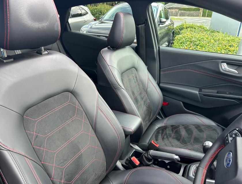 Ford Puma Photo 34686372-3f83-4f79-b4fe-d99078f4331b.jpg