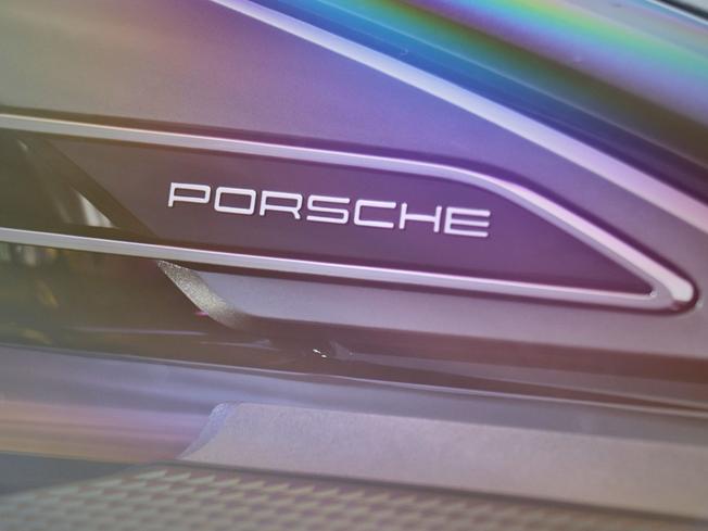 PORSCHE Macan Photo 8