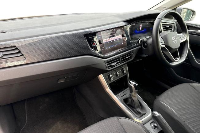 Volkswagen Polo Photo 2