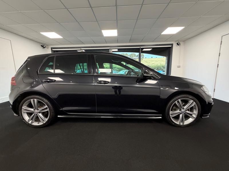 Volkswagen Golf Photo 347e4812-776c-48f0-bc3c-e9f6d0d4e5ef.jpg