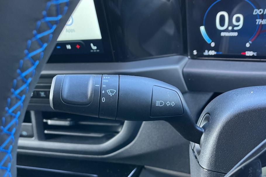 Used Ford TRANSIT CUSTOM L1DCIVMSRT12 28