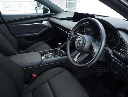 Mazda 3 Photo 34924a25-c419-44df-a18c-c435056e8ca9.jpg